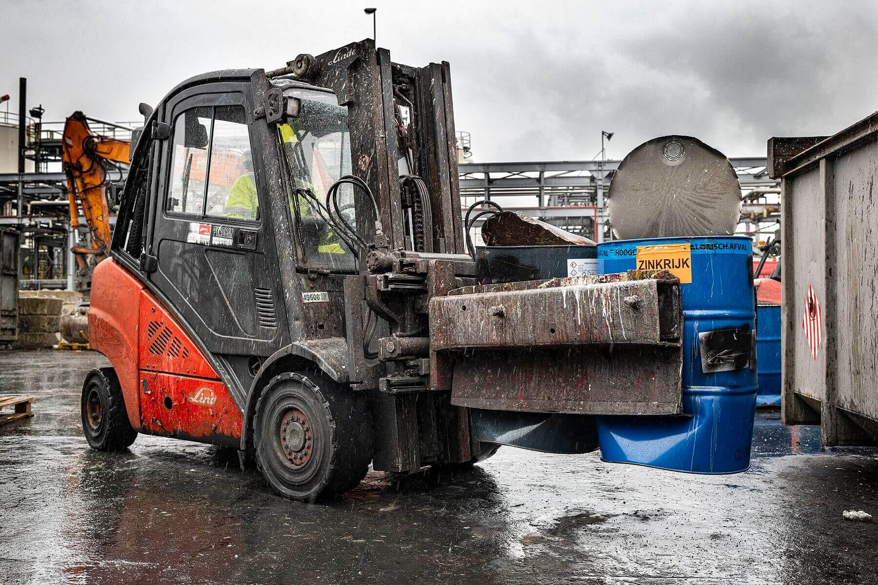 Linde thermische heftruck buiten recyclagesector