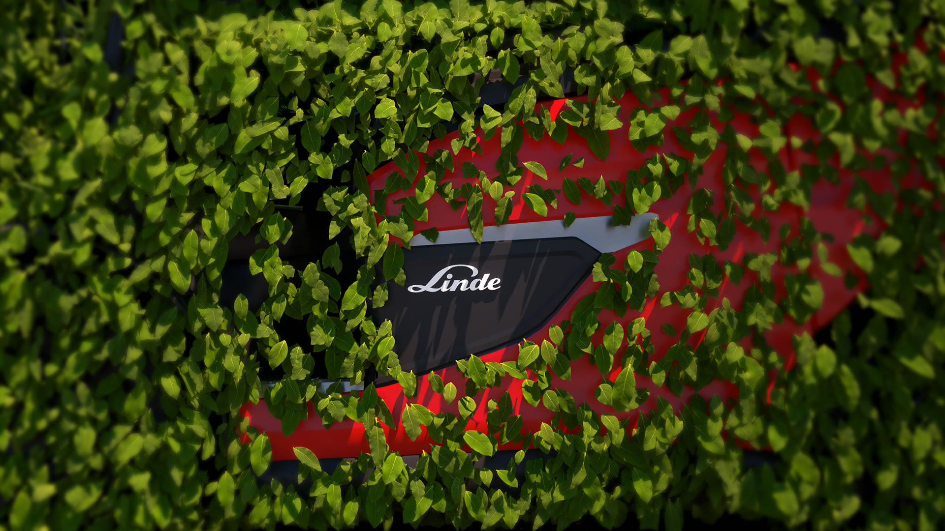 Linde heftruck met groene blaadjes