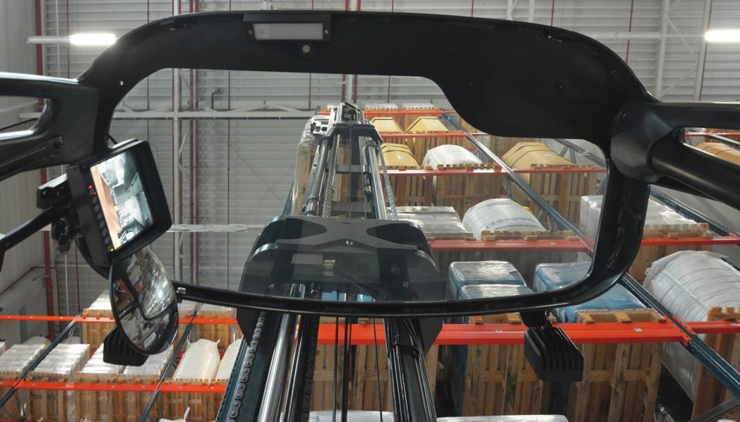 Linde dynamic mast control