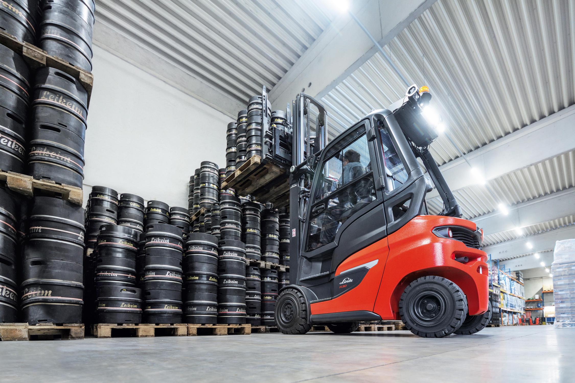 Linde thermische heftruck 1202 H30 in brouwerij