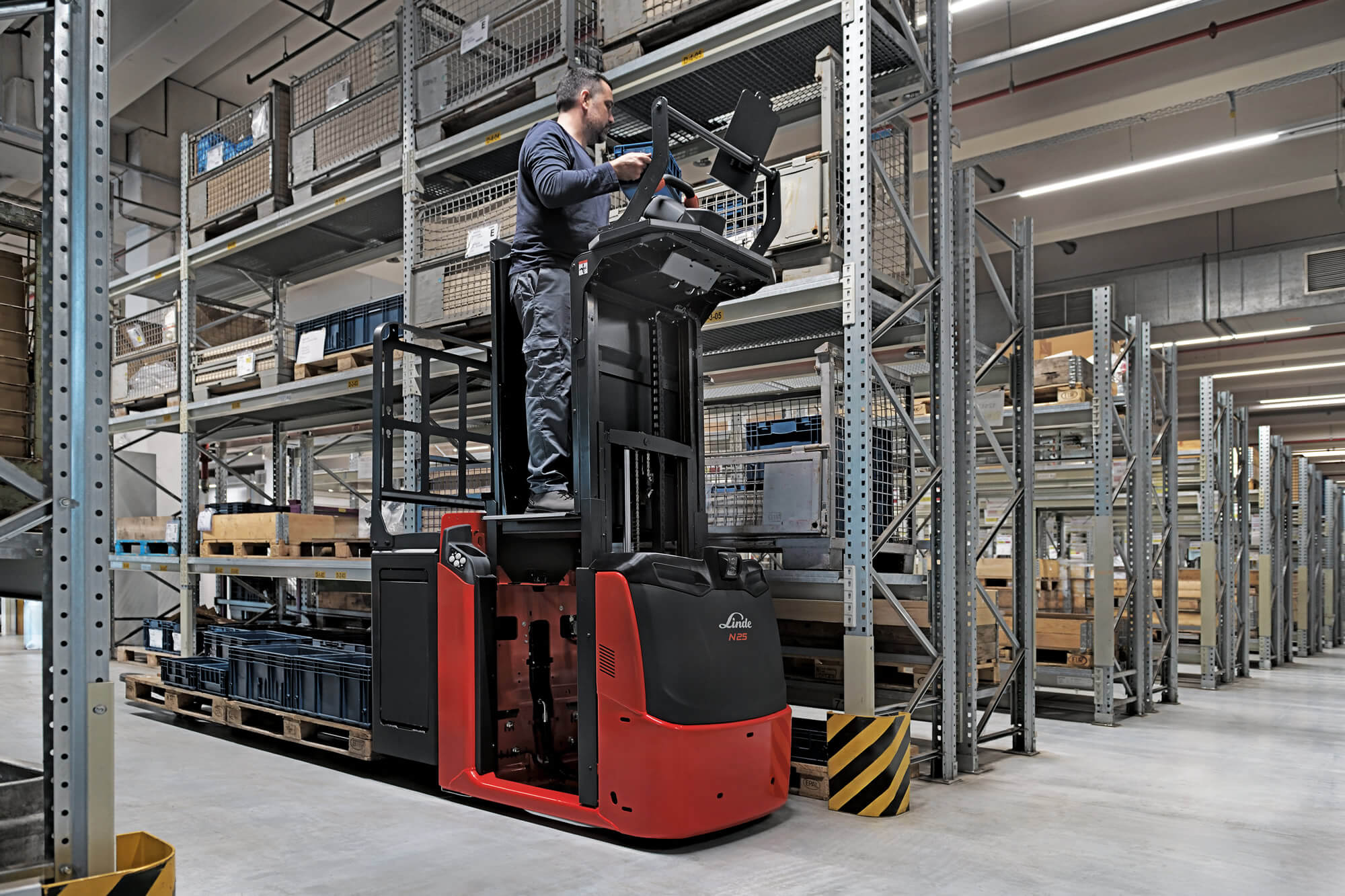 Linde N20 - N25 horizontale orderpicktruck met geïntegreerde Li-ion batterij 2