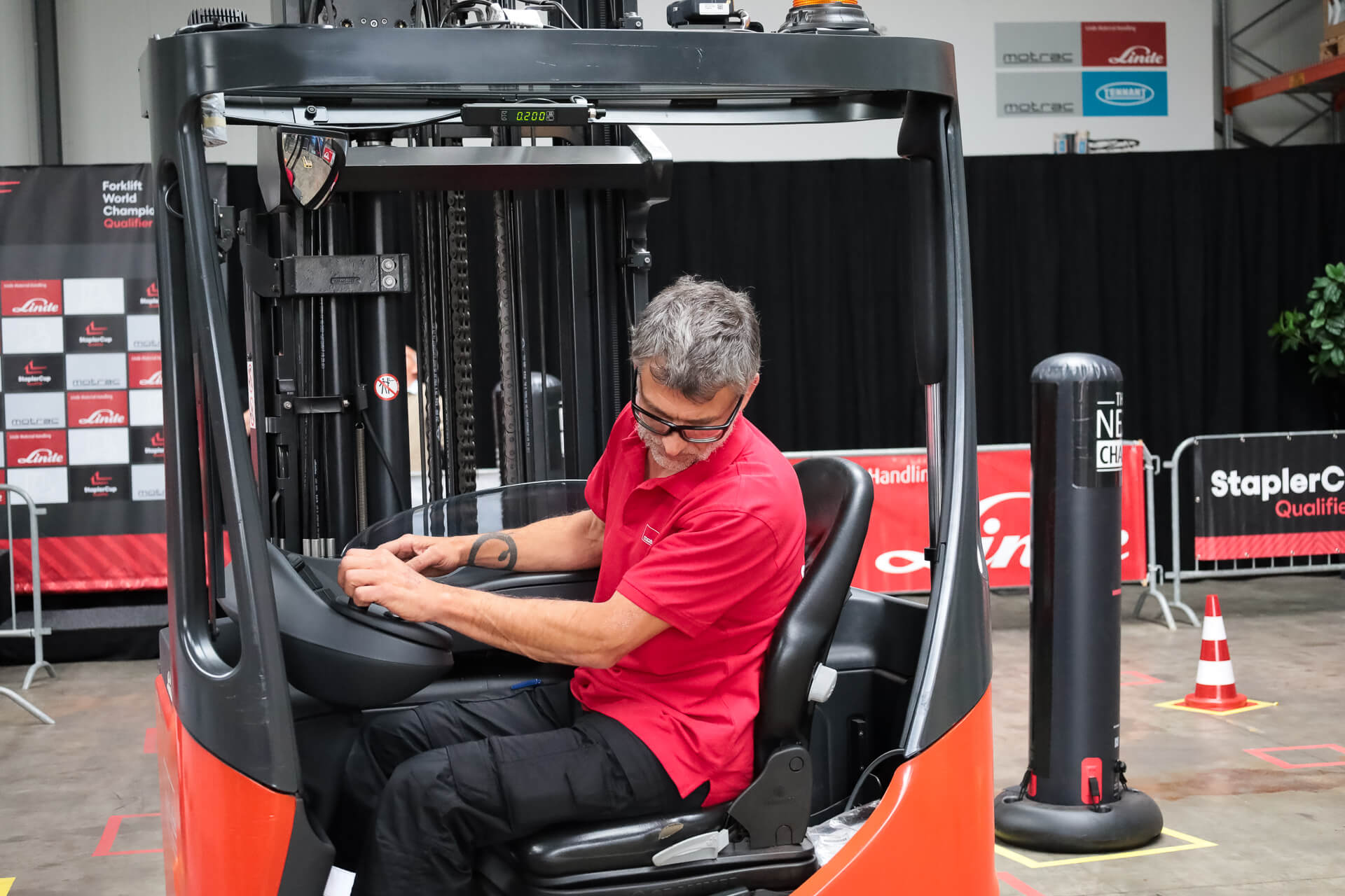 Volle concentratie tijdens de reachtruckproef van de Belgian LindeCup 2026
