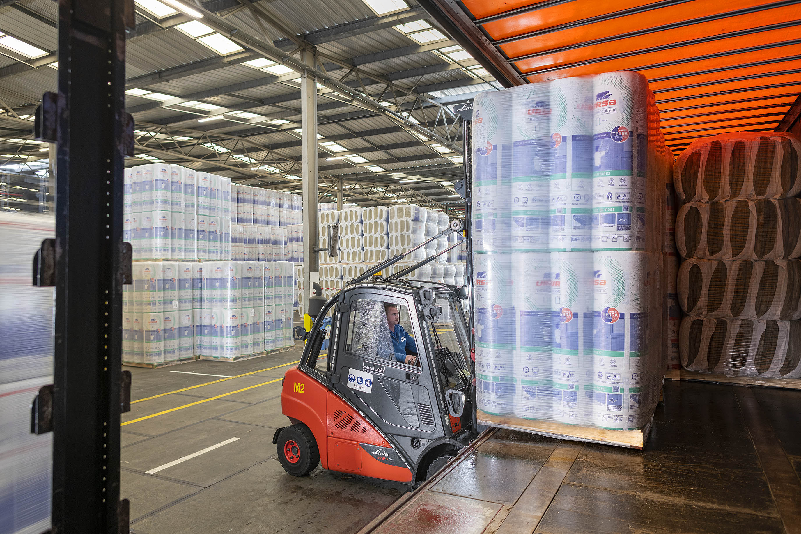 Une logistique sûre et fiable est indispensable pour URSA Benelux