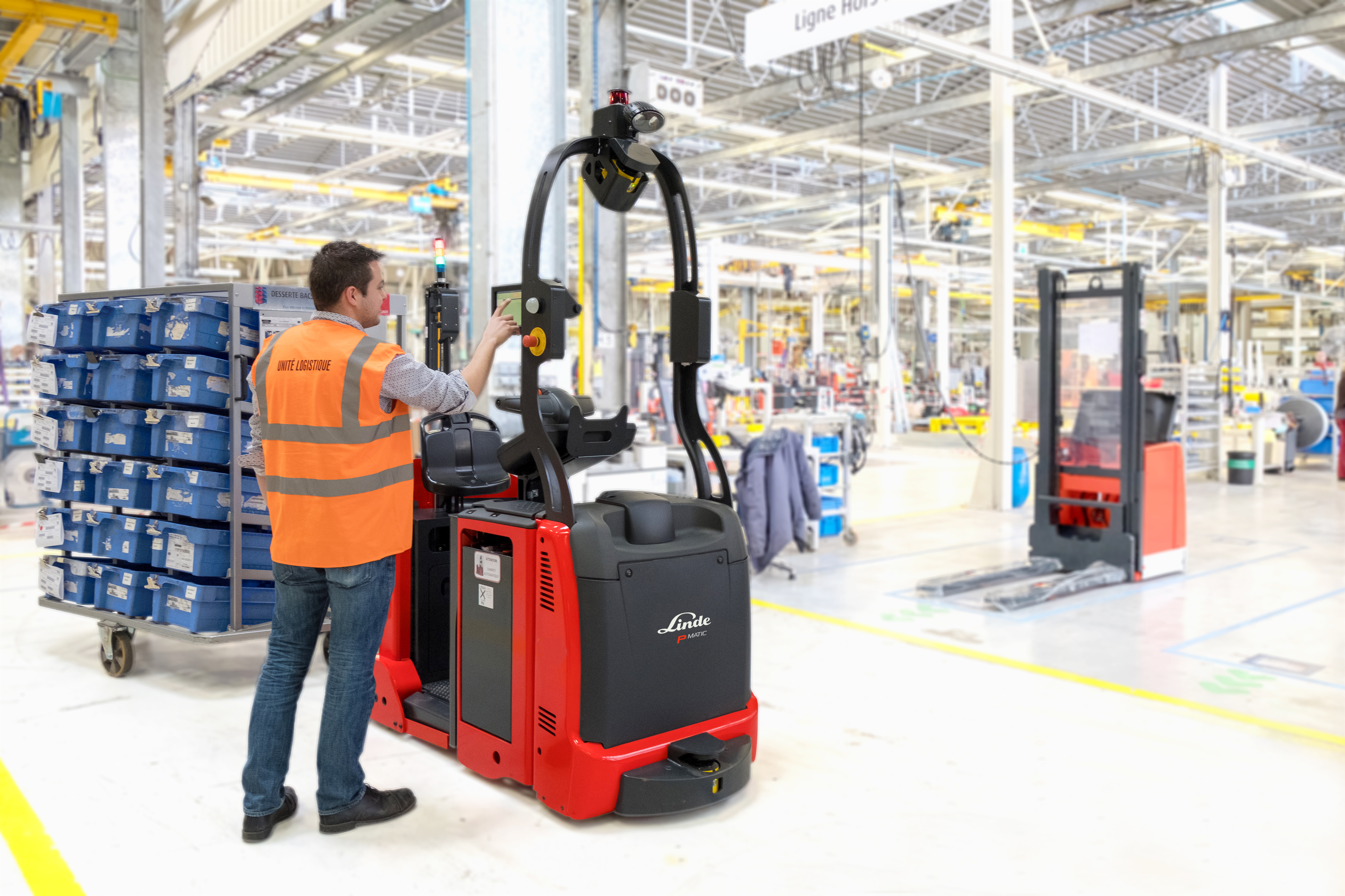 Linde P-Matic met aanhanger