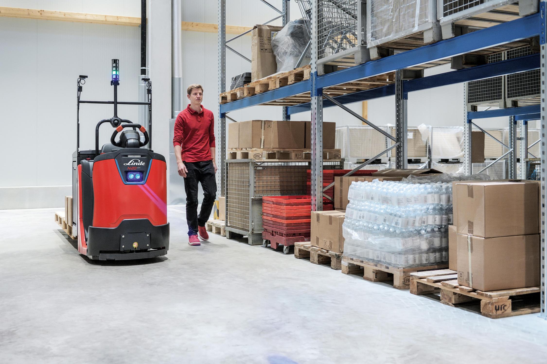 Linde semi-automatische orderpicktruck N20 SA