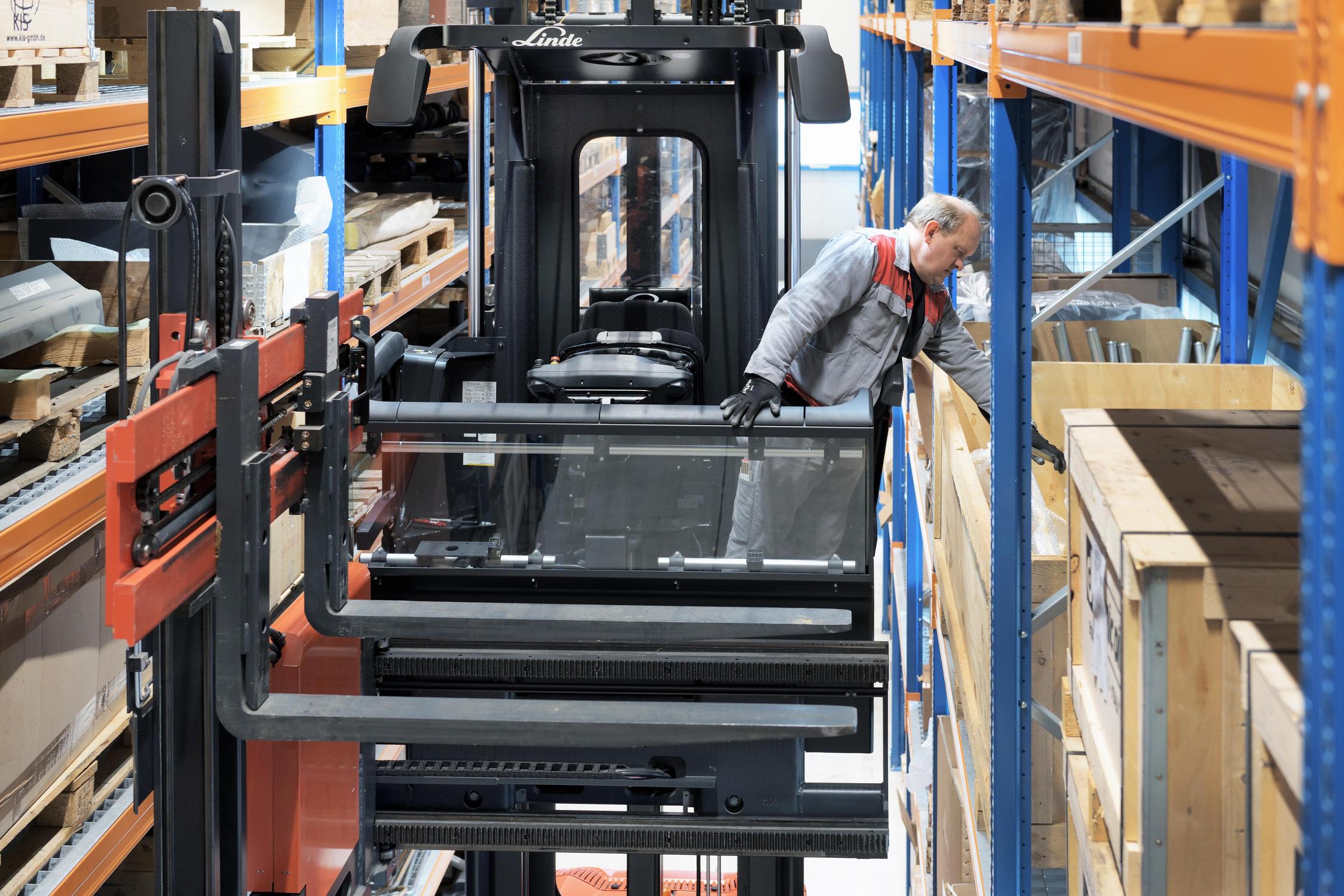 Linde smallegangentruck K Modular man up toegang tot lading magazijn