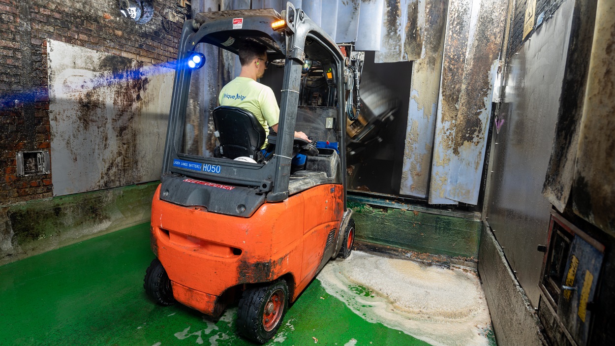 Elektrische Linde heftruck E20 met Linde BlueSpot bij Citribel Belge